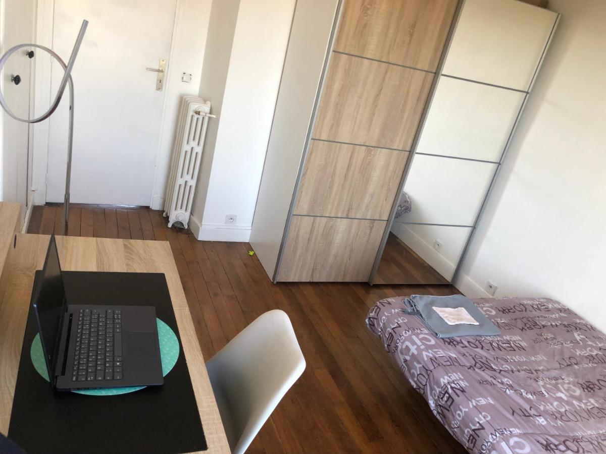 Appartement Tres Calme A 10Mn De Paris - Woman & Couples Only Курбевуа Екстер'єр фото
